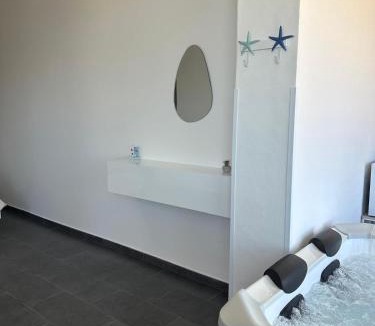 Diamante House | Room 17