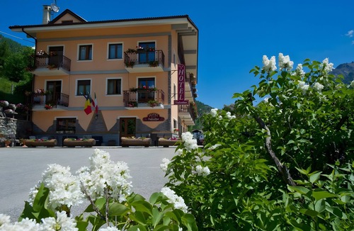 Bionaz Apartment | "Room 7" with Mountain View and Shared Terrace in Bionaz