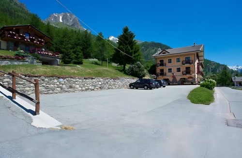 Bionaz Apartment | "Room 7" with Mountain View and Shared Terrace in Bionaz