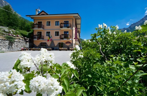 Bionaz Apartment | "Room 7" with Mountain View and Shared Terrace in Bionaz