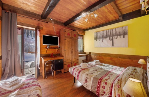 Rhemes-Notre-Dame Apartment | Room 'Camera 9' with Shared Terrace and Wi-Fi