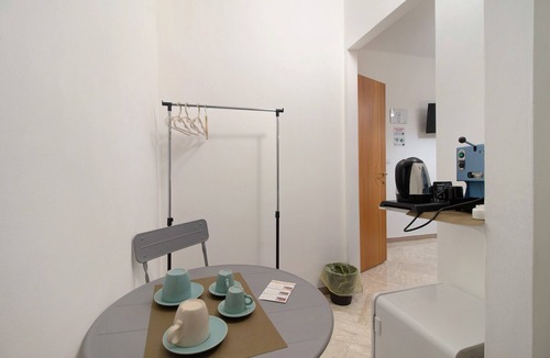 Old Town Apartment | Room 'Ginevra - Camera 2' with Wi-Fi and Air Conditioning
