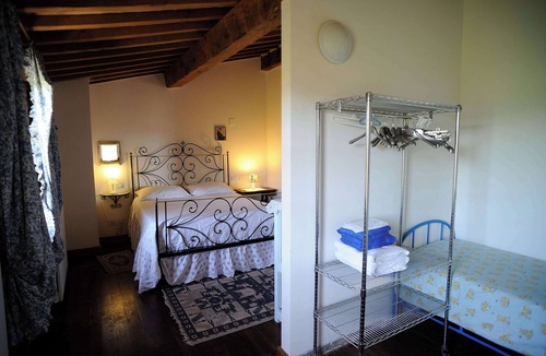 Cantalupo House | Room in Farmhouse with Swimming Pool