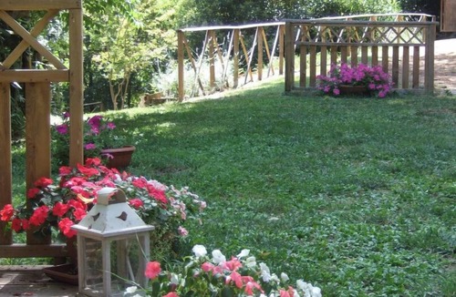 Monte San Vito House | ROOM IN THE QUIETNESS OF THE CAMPAIGN