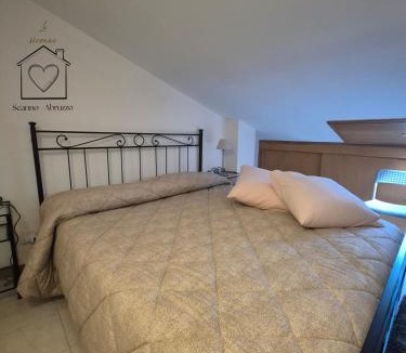 Scanno Apartment | Room La Vicenna