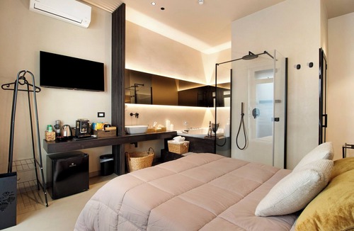 Turi Bed & Breakfast | Room 'Mercurio' with Wi-Fi and Air Conditioning