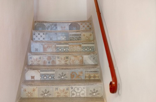 Casalnoceto Apartment | Room 'Perla' with Shared Terrace, Wi-Fi and Air Conditioning