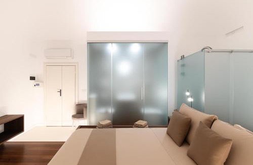 Centro Storico House | ROOMS DA VINCÈ Arte & Emozioni