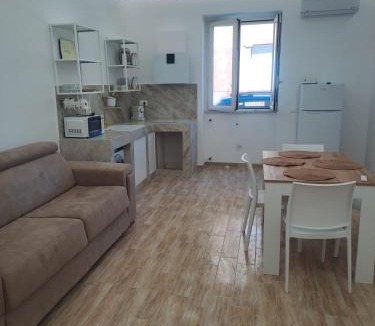 Minturno Apartment | Rossella Silver House