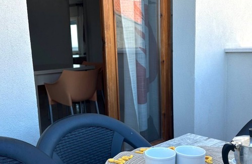 Marcelli Apartment | RS322 - Marcelli, seafront two-room apartment with beach included