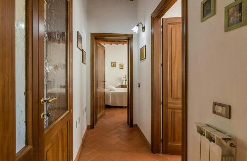 Contrada Castello Apartment | Rural Apartment With Views Of Lake Trasimeno