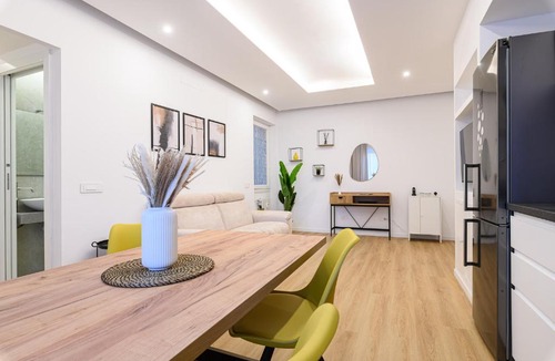 Universita Apartment | RV Apartment - Rome Tiburtina