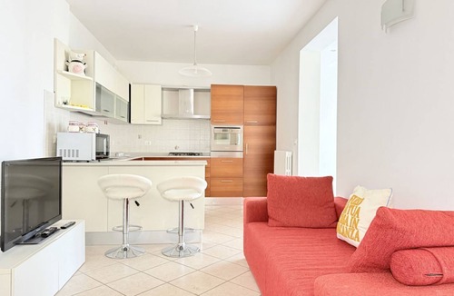 Sirolo Apartment | S362 – Sirolo, wonderful four-room apartment with garden
