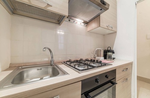 Rione XIV Borgo Apartment | Saint Peter Suite Apartment