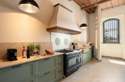 Radicondoli Villa | San Lorenzo a Montalbano: A Timeless Tuscan Retreat