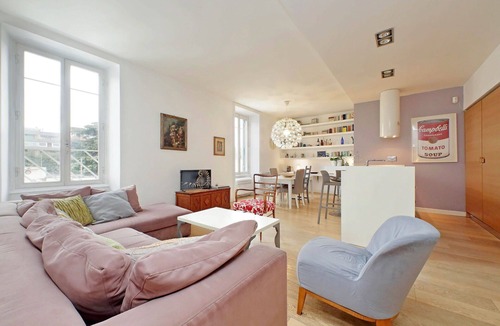 Vatican Apartment | San Pietro Al Vaticano, Spacious 4 Br Apartment By Halldis