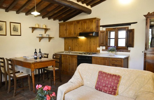 Sodo Apartment | San Pietro Girasole - Apartment with swimming pool
