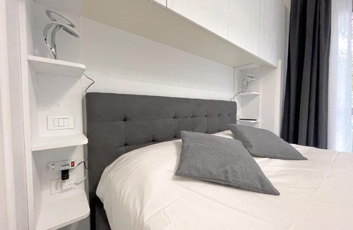 Vimodrone Apartment | San Raffaele's House