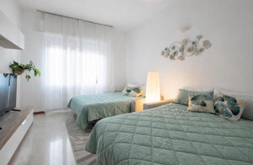 Forze Armate - Sella Nuova Apartment | San Siro Big House Wifi Netflix Free Parking