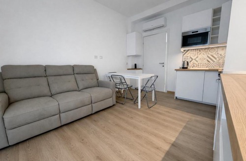 Milan Apartment | San Siro - Luminous Urban Apartments
