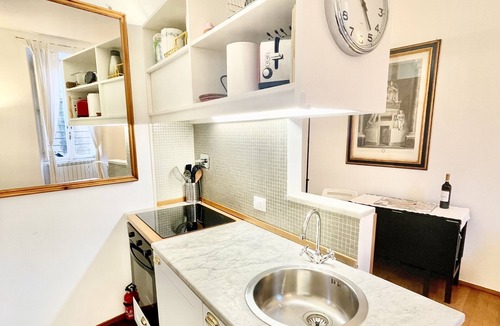 Trastevere House | Sant’Onofrio Trastevere Vatican apartment Rome