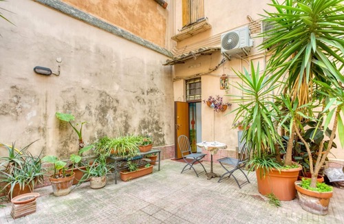 Monti Apartment | SANTA MARIA MAGGIORE Loft Rione Monti
