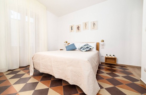 Bitonto Bed & Breakfast | Santalo B&B - Tramonti su Bitonto (1956)