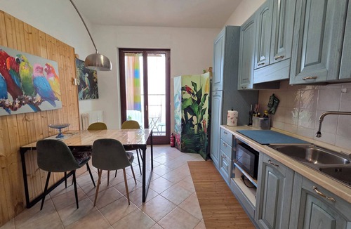 Alba Apartment | Sapore di Langhe: Holiday House in the Center with Garage