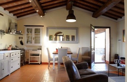 Paciano House | Sassicaia 2 bedrooms, 2 bathrooms, AC, WIFI, salty pool, Fontanaro Property