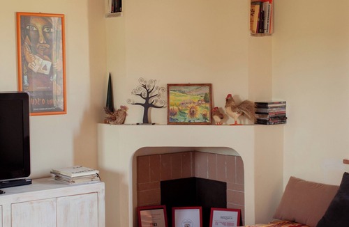 Paciano House | Sassicaia 2 bedrooms, 2 bathrooms, AC, WIFI, salty pool, Fontanaro Property