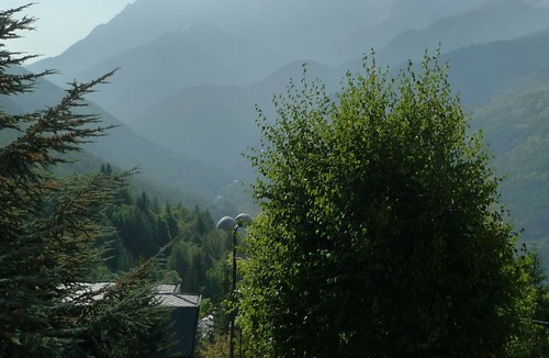 Sauze d'Oulx House | sauze d oulx two-room apartment, free wifi, parking, near ski facilities, nice