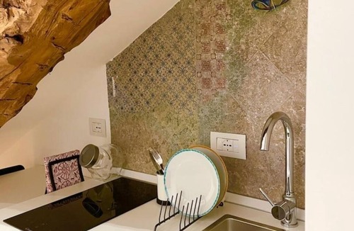 Roman Quarter Apartment | 🌟 Savoy Nest - Renovated Studio Attic Room in the Heart of the City