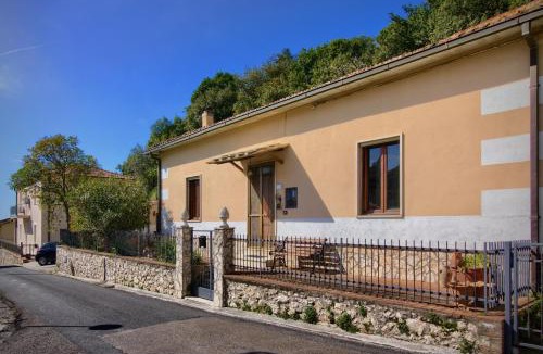 Fornole House | Scappo in Umbria, il tuo nido