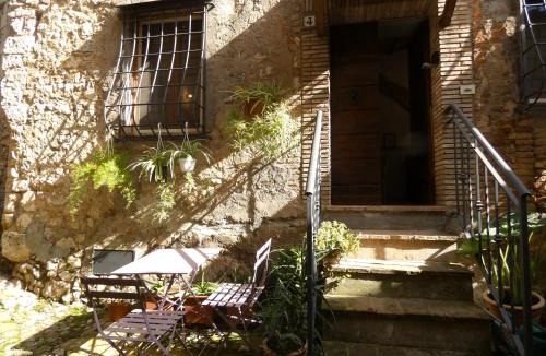 Amelia Apartment | SCAPPO IN UMBRIA, nel vicolo