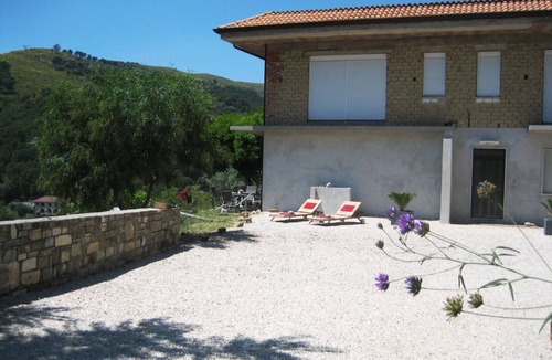 Ponte San Nicola Apartment | Schöne Ferienwohnug by Interhome
