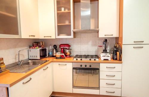 Marzocca Apartment | SE042 - Marzocca, comodo trilocale a 100 mt dal mare