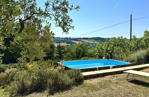 Senigallia Apartment | SE053 - Senigallia, wonderful three-room apartment with swimming pool