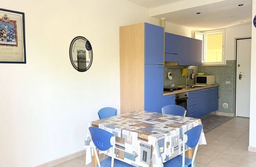 Senigallia Apartment | SE182 - Senigallia, three-room apartment facing the sea with balcony and parking space