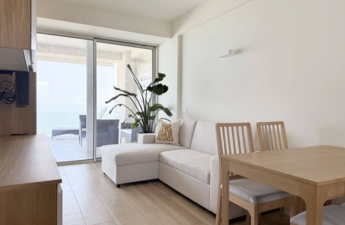 Senigallia Apartment | SE207 - Stunning Two-Room Apartment Overlooking the Sea