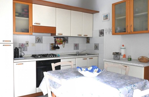Marotta Apartment | SE230 - Marotta, three-room apartment just steps from the beach, with parking space.