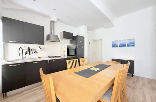Senigallia Apartment | SE264 – Senigallia, cozy four-room apartment in an excellent position