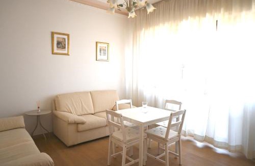 Marzocca Apartment | SE268 - Marzocca, comodo quadrilocale con garage