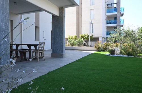 Senigallia Apartment | SE295 - Senigallia, spacious three-room apartment with parking space and garden.
