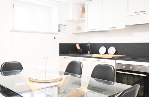 Senigallia Apartment | SE297 – Senigallia, two-bedroom apartment in an exclusive location with A/C