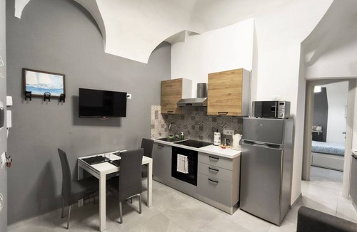 Laigueglia Apartment | Sea&Carruggi · Village flat steps from the sea