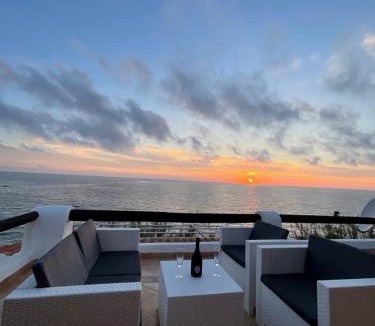 Forio Apartment | Sea view Apartament CAVA DELL ISOLA FORIO ELOWEN