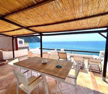 Forio Apartment | Sea view Apartament CAVA DELL ISOLA FORIO ELOWEN