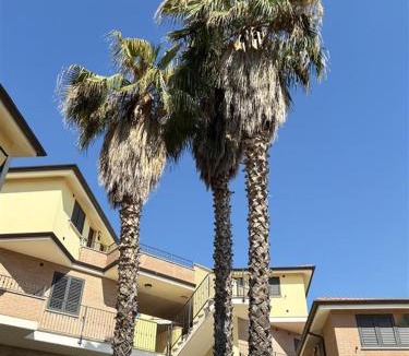 Tortoreto Lido Apartment | Sea View il Borgo