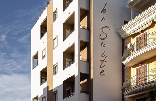 Margherita di Savoia Apartment | Sea View Suite
