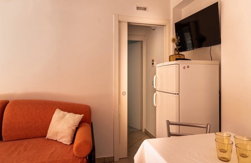 Grottammare Apartment | Sea View & Relax – Apartment for 4 Guests, 100m from the Beach